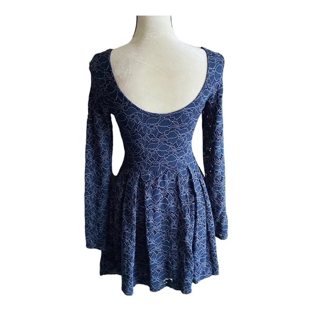 FREE PEOPLE-BLUE LACE DRESS-SIZE SMALL